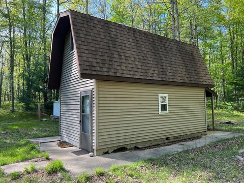 7970 E Koenig Rd, Irons, MI 49644 photo 2