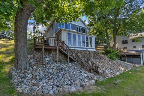 2393 Cedar Dr, Reading, MI 49274 photo 2