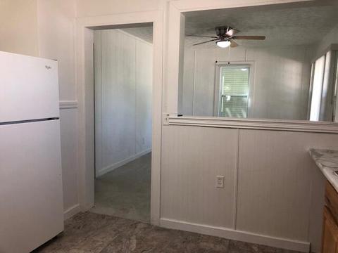 611 Harris St, Jackson, MI 49201 photo 8