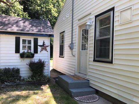 611 Harris St, Jackson, MI 49201 photo 5