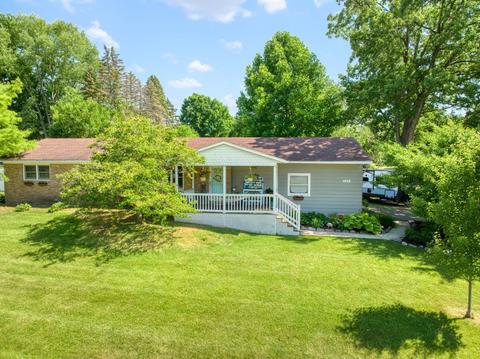 4869 Sequoia Dr, Jackson, MI 49201 photo 1