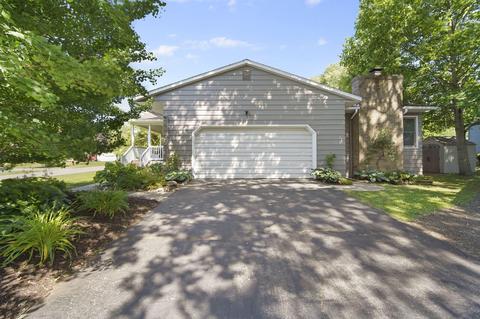 4869 Sequoia Dr, Jackson, MI 49201 photo 3