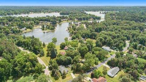 11502 Bradley Dr, Jerome, MI 49249 photo 4