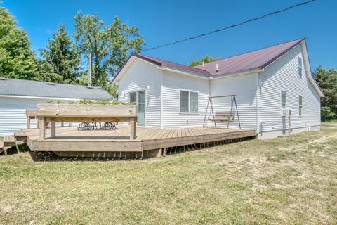 205 N North St, White Cloud, MI 49349 photo 10