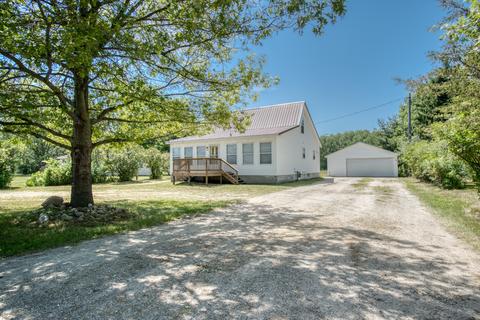 205 N North St, White Cloud, MI 49349 photo 7