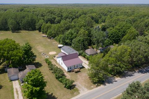 205 N North St, White Cloud, MI 49349 photo 6