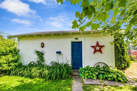202 E Beech St, Three Oaks, MI 49128 photo 44