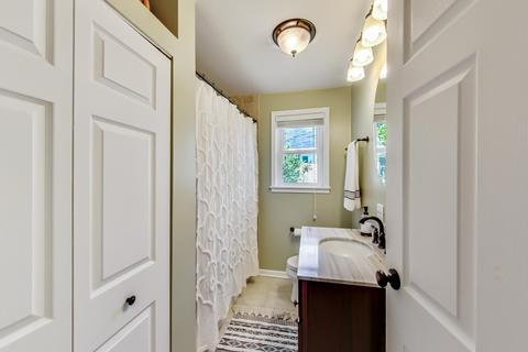 202 E Beech St, Three Oaks, MI 49128 photo 23