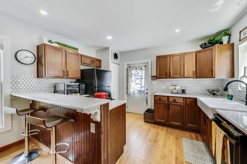 202 E Beech St, Three Oaks, MI 49128 photo 13