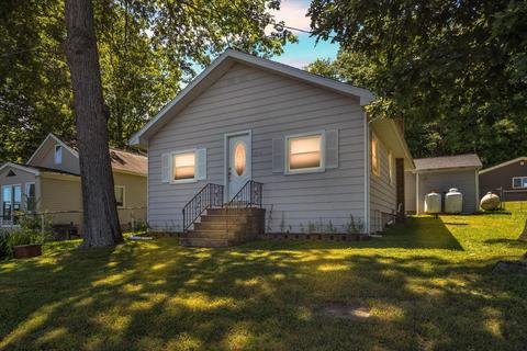 9584 Lakeview Dr, Jerome, MI 49249 photo 1