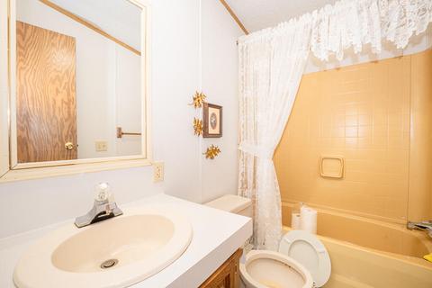 6313 Britten Dr, Plainwell, MI 49080 photo 12