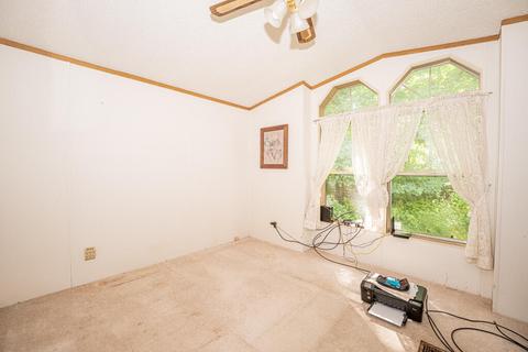 6313 Britten Dr, Plainwell, MI 49080 photo 10