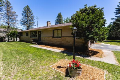 3751 Sargent Rd, Jackson, MI 49201 photo 2