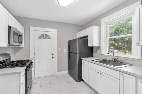 504 N Pleasant St, Jackson, MI 49202 photo 19