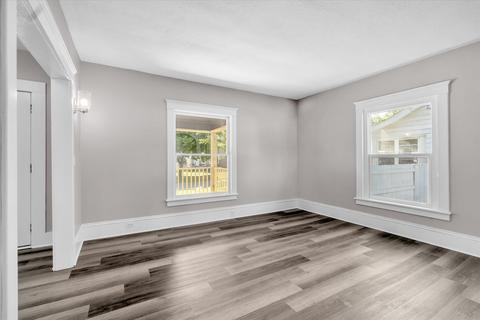 504 N Pleasant St, Jackson, MI 49202 photo 11