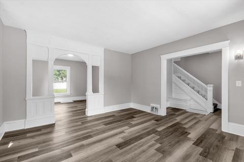 504 N Pleasant St, Jackson, MI 49202 photo 9