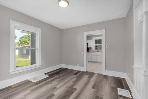 504 N Pleasant St, Jackson, MI 49202 photo 12