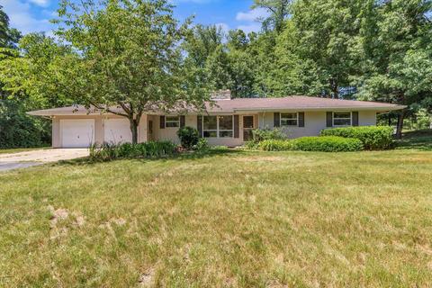 169 Highfield Rd, Marshall, MI 49068 photo 2