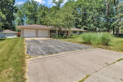 169 Highfield Rd, Marshall, MI 49068 photo 3