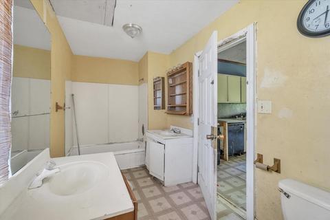 118 Bates St, Jackson, MI 49202 photo 28