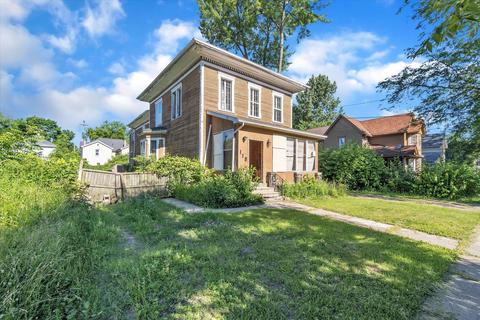 118 Bates St, Jackson, MI 49202 photo 3