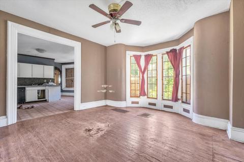 118 Bates St, Jackson, MI 49202 photo 12