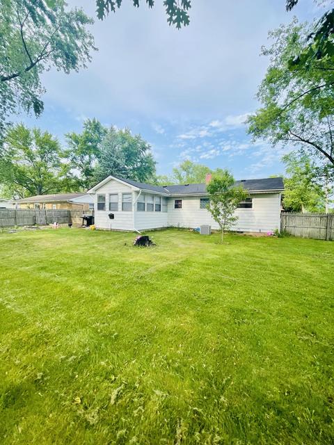 101 Sundown St, Springfield, MI 49037 photo 4