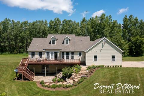 2641 Johnson Rd, Belding, MI 48809 photo 2