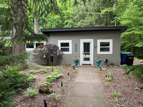 266 Wiley Rd, Douglas, MI 49406 photo 4