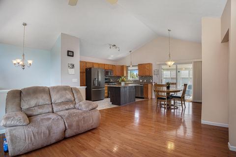 1824 Sunset Dr, Dorr, MI 49323 photo 5