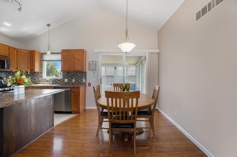 1824 Sunset Dr, Dorr, MI 49323 photo 6
