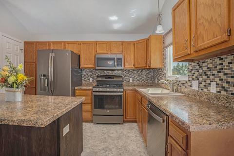 1824 Sunset Dr, Dorr, MI 49323 photo 8