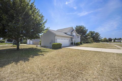 1824 Sunset Dr, Dorr, MI 49323 photo 3