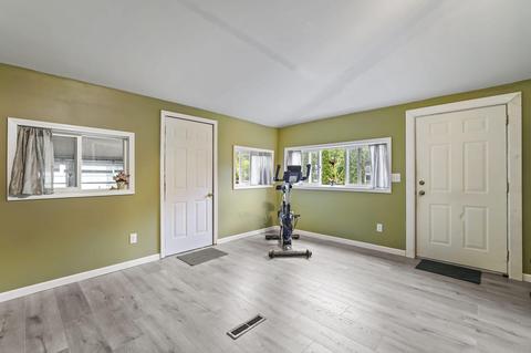 1321 N Waterloo Ave, Jackson, MI 49202 photo 18