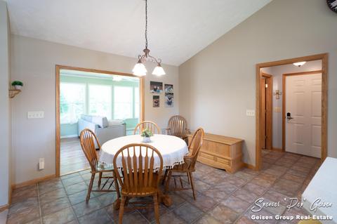 811 Thompson Ct, Belding, MI 48809 photo 19