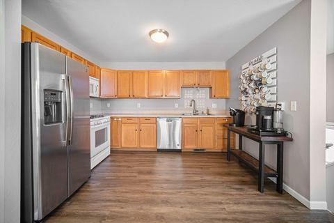 8242 Lockerbie Dr, Parma, MI 49269 photo 3
