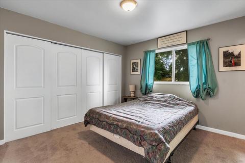 202 E Perry St, Durand, MI 48429 photo 15