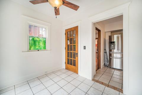 610 Mcbride St, Jackson, MI 49203 photo 9