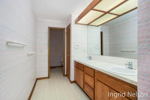 545 Saddlebrook Dr NE, Ada, MI 49301 photo 30