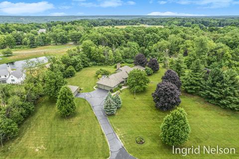 545 Saddlebrook Dr NE, Ada, MI 49301 photo 4