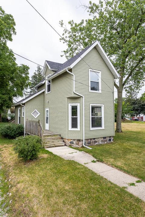 309 W High St, Jackson, MI 49203 photo 1
