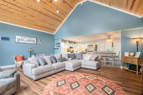 6234 E Peavey St, Walkerville, MI 49459 photo 9