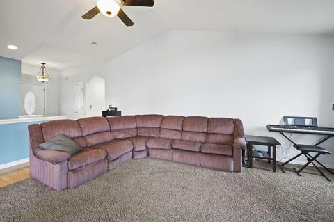 1140 Cooper Cv, Jackson, MI 49203 photo 2