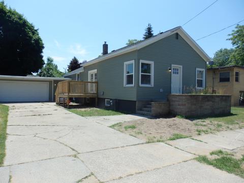 305 Second Ave, Manistee, MI 49660 photo 1