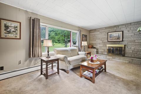 805 Obrien Rd, Jackson, MI 49201 photo 2