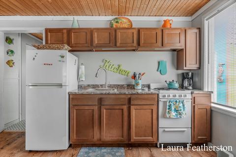 10980 Riverview Dr, Big Rapids, MI 49307 photo 36