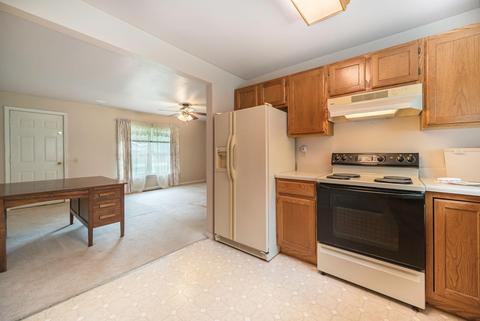 8042 Sharon St, Spring Arbor, MI 49283 photo 7