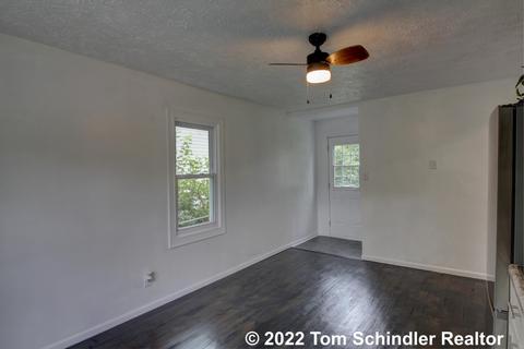 200 Forest Ct, Jackson, MI 49203 photo 9