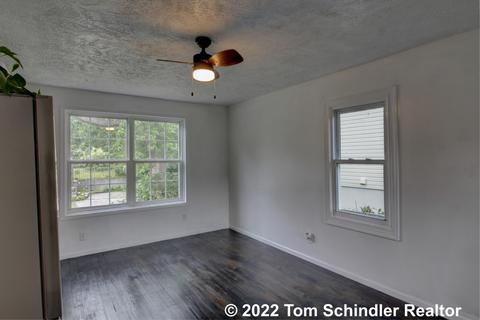 200 Forest Ct, Jackson, MI 49203 photo 7