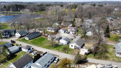 200 Forest Ct, Jackson, MI 49203 photo 59